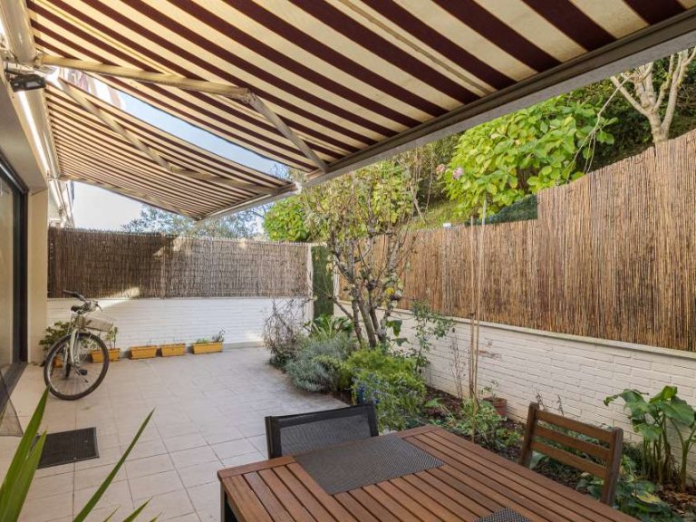 Foto 1 de BAJO EXTERIOR CON TERRAZA Y JARDIN A 10 MINUTOS DEL CENTRO Foto 1 de BAJO EXTERIOR CON TERRAZA Y JARDIN A 10 MINUTOS DEL CENTRO