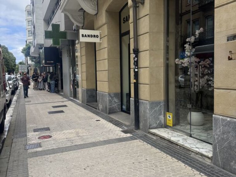 Local comercial en alquiler en calle Vergara, junto al bar Antonio