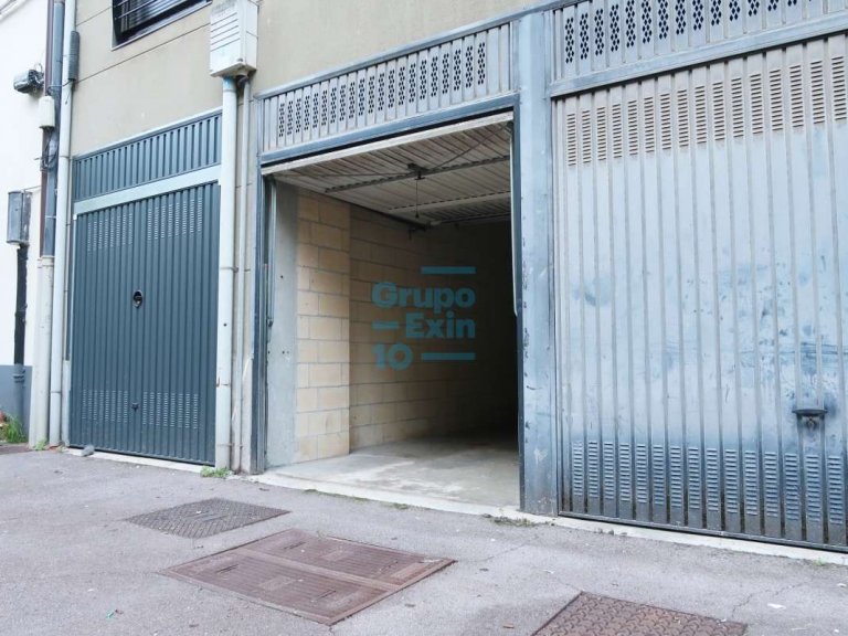 Foto 1 de Pasaia Antxo en Avenida de Buenavista venta de garaje cerrado de 18 m² en planta de calle.